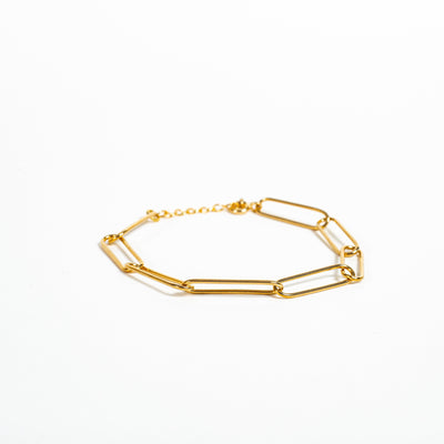 Lovely links gold bracelet