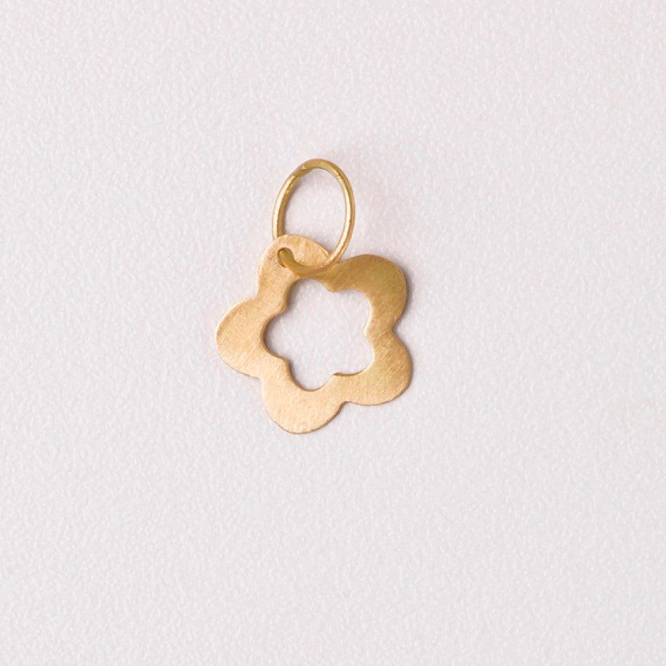 Hollow Flower Pendant 18k solid gold